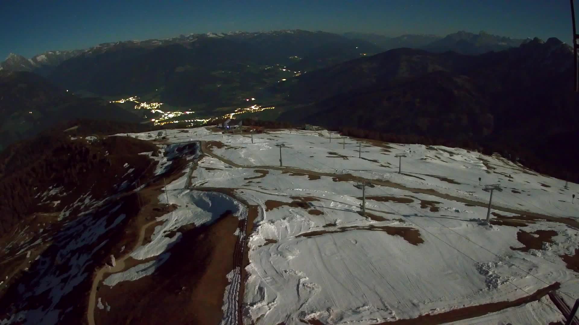 Kronplatz peak | view to Valdaora – Olang