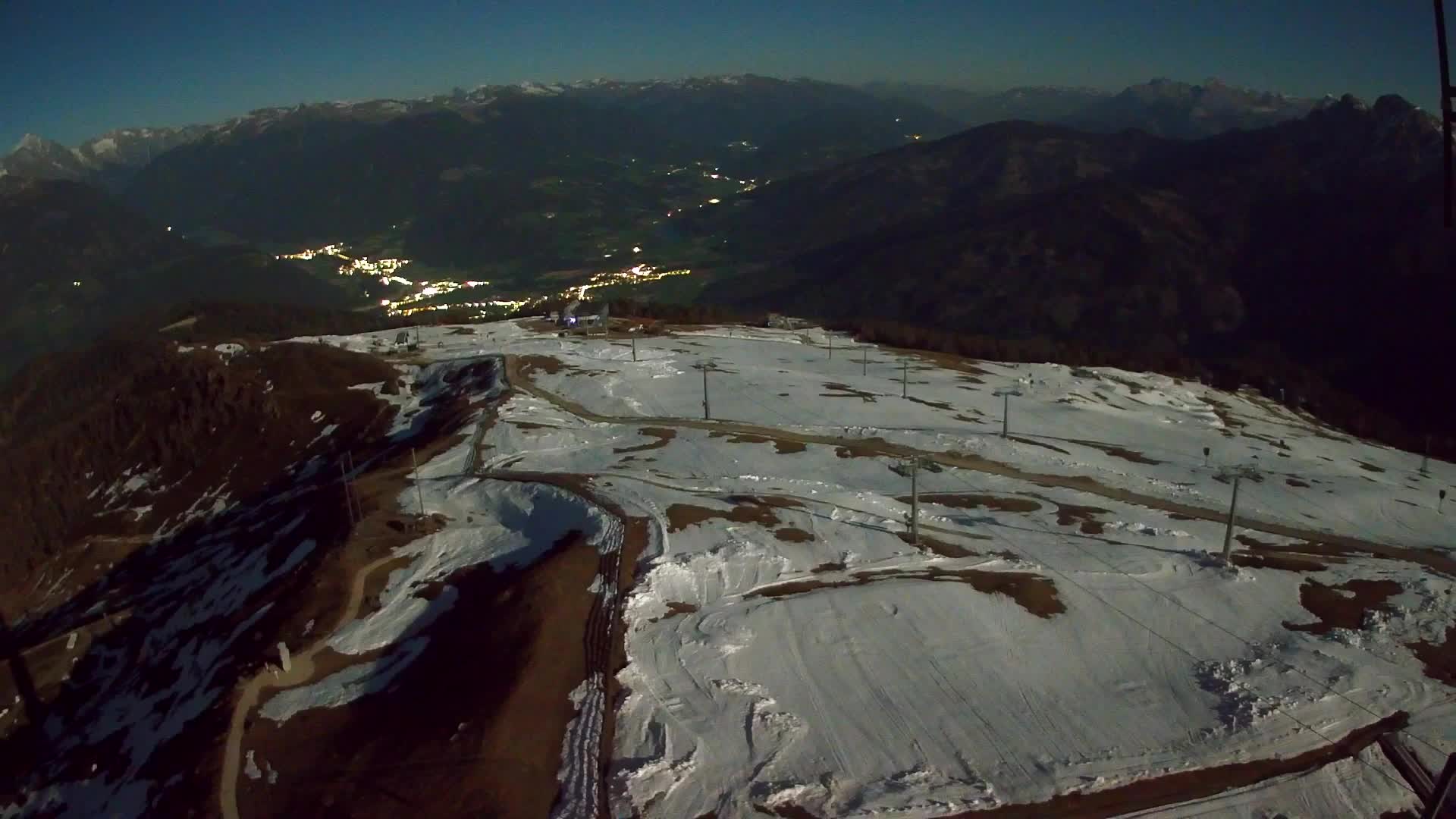Kronplatz peak | view to Valdaora – Olang
