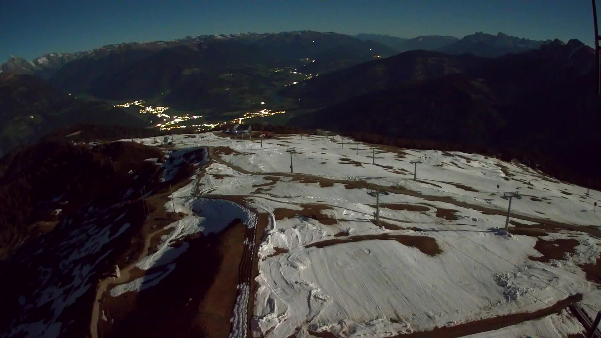 Kronplatz peak | view to Valdaora – Olang