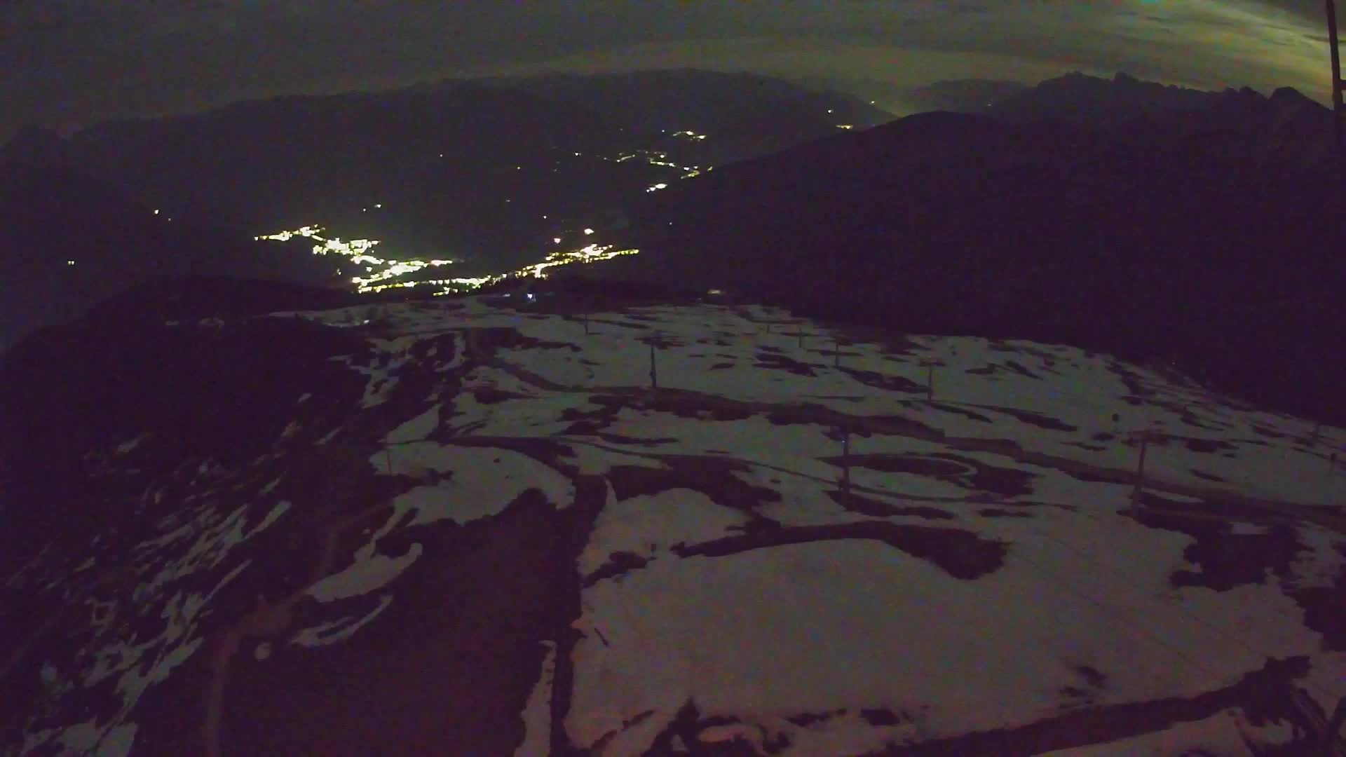Kronplatz peak | view to Valdaora – Olang