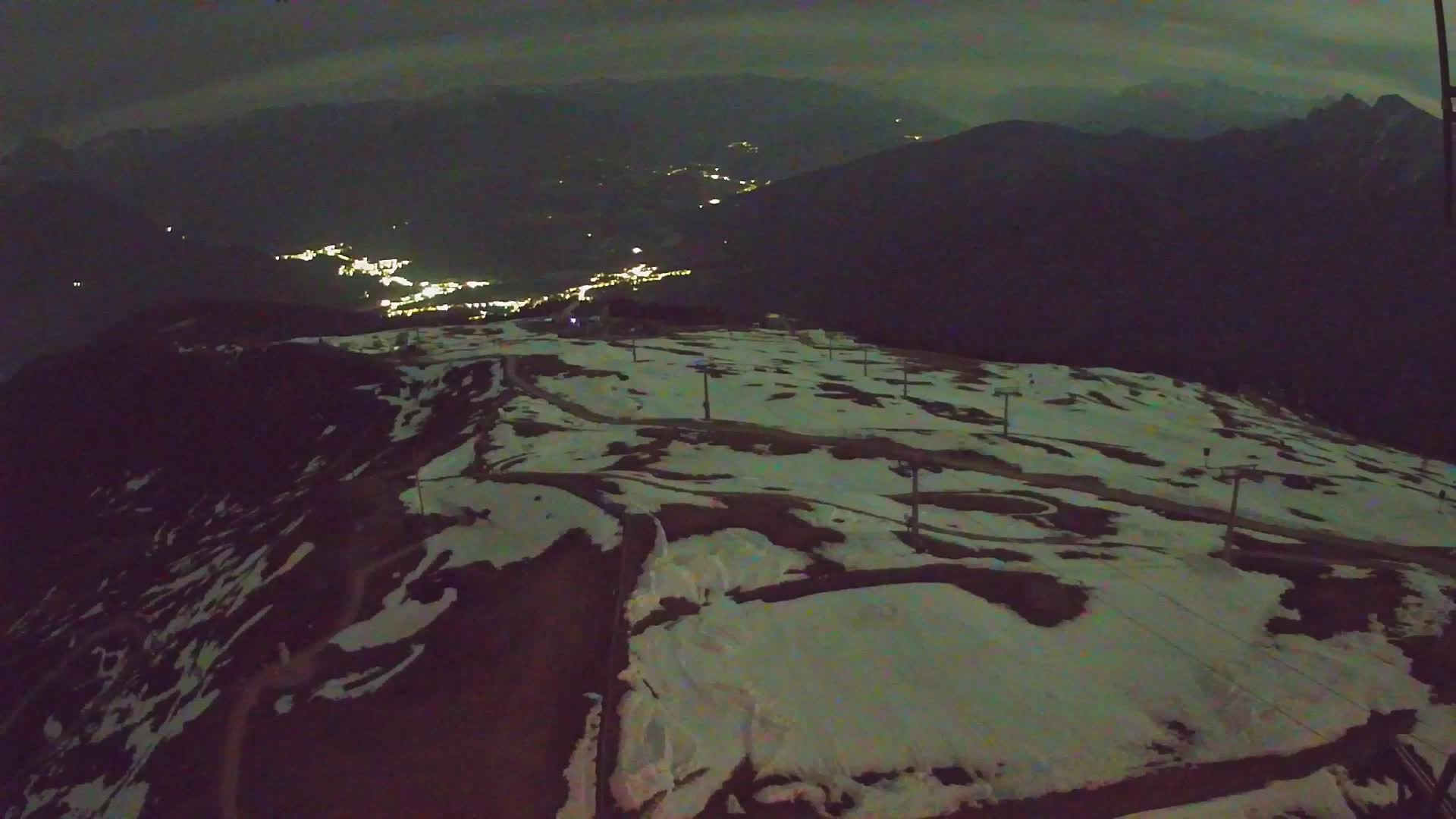 Kronplatz peak | view to Valdaora – Olang