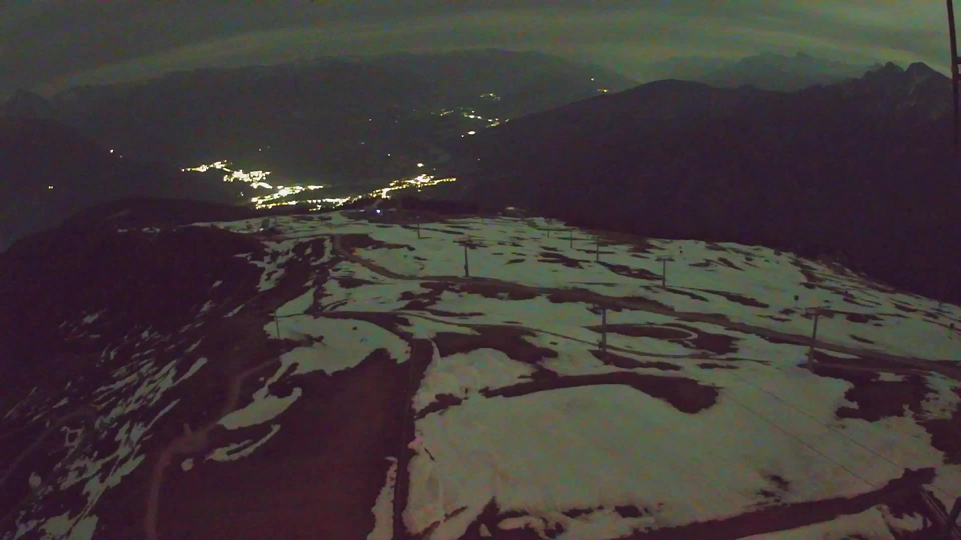 Kronplatz peak | view to Valdaora – Olang