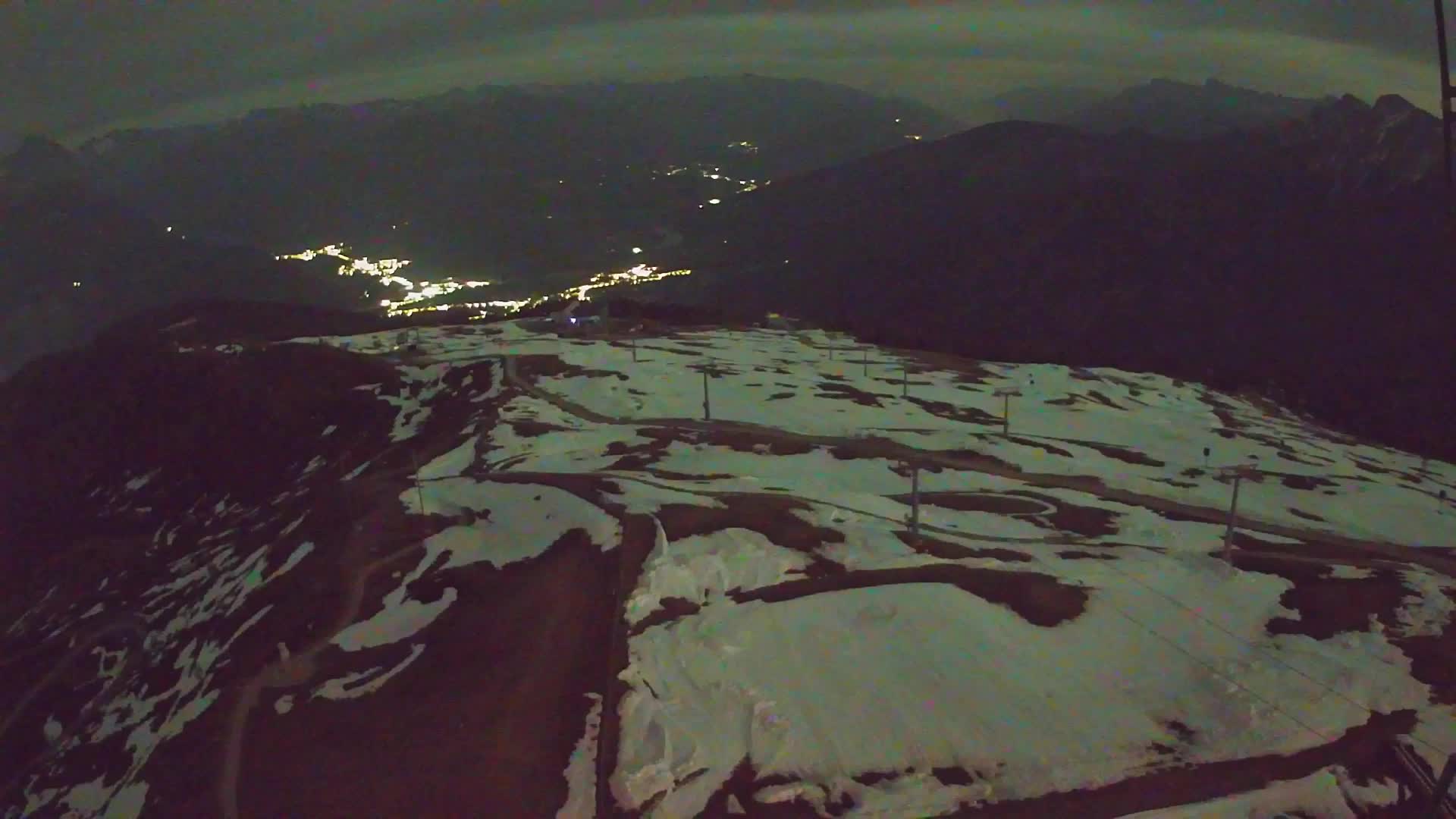 Kronplatz peak | view to Valdaora – Olang