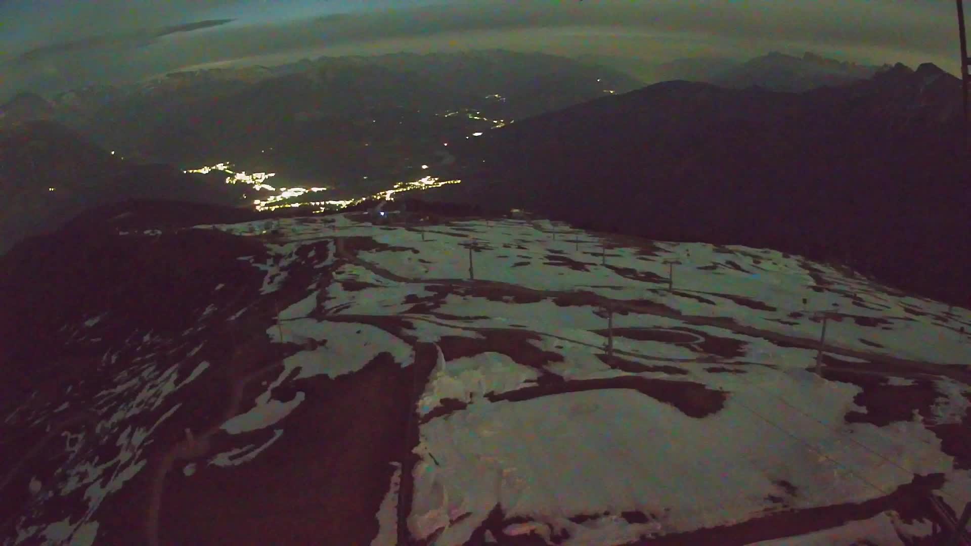 Kronplatz peak | view to Valdaora – Olang