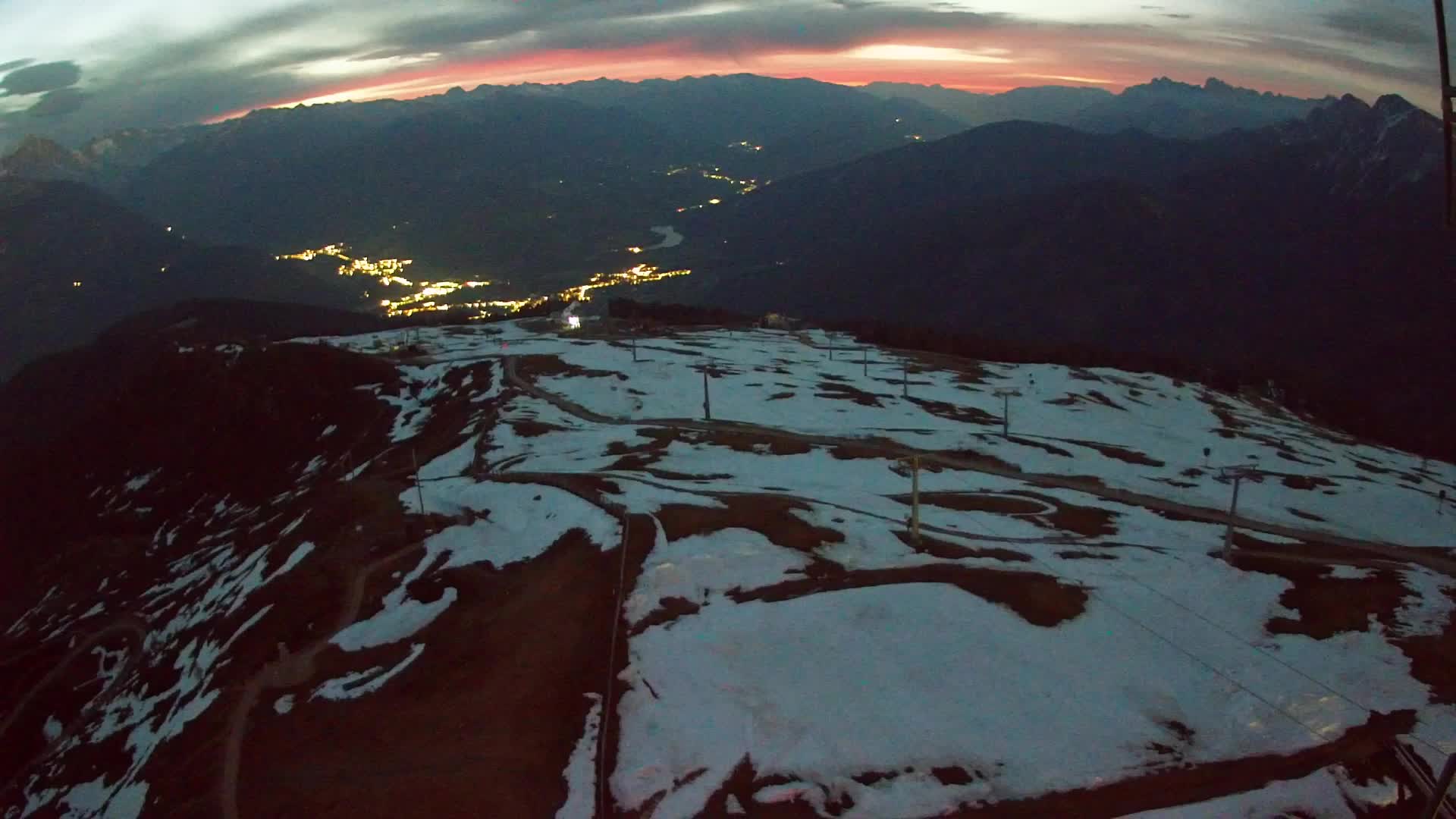 Kronplatz peak | view to Valdaora – Olang