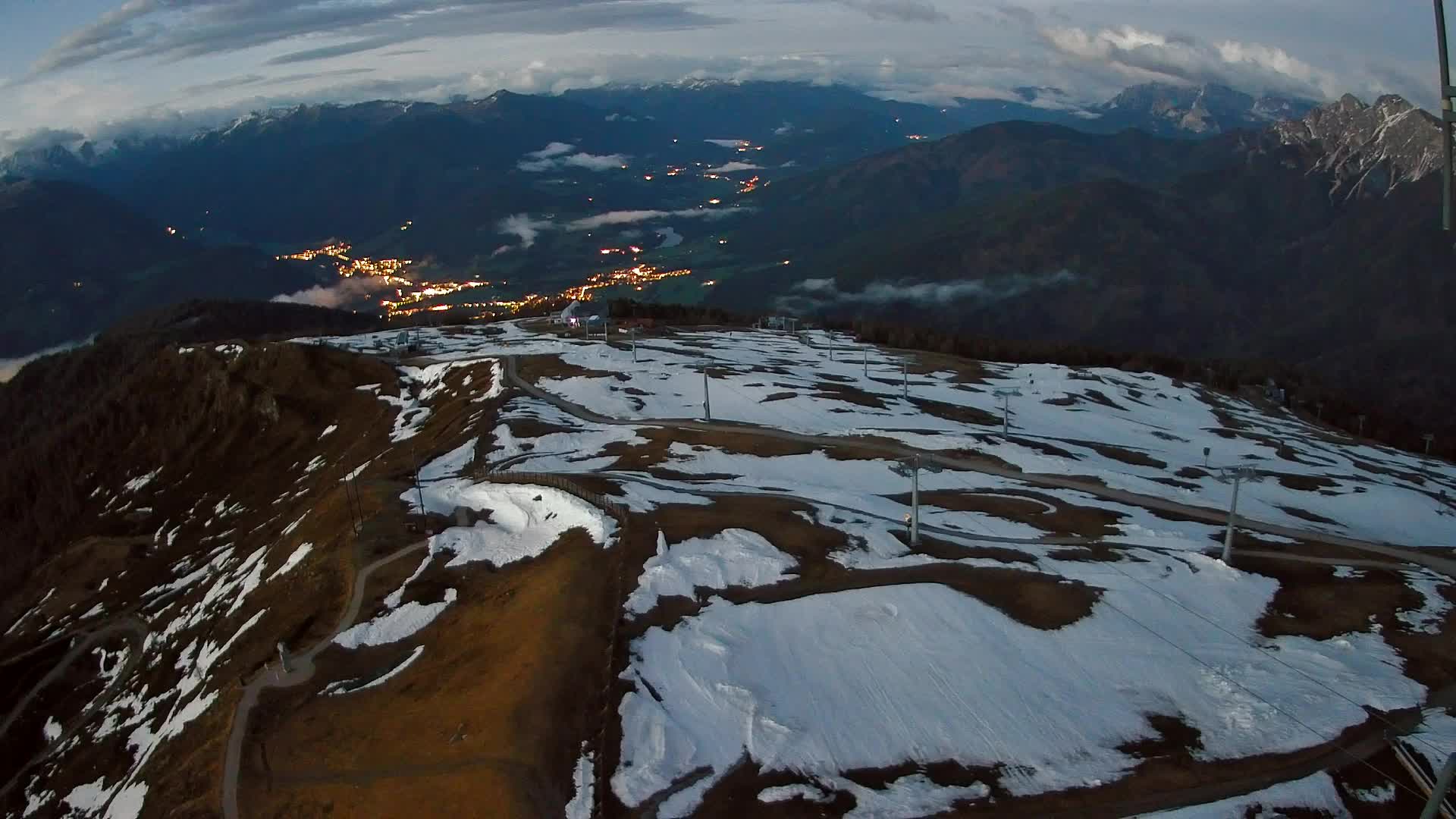 Kronplatz peak | view to Valdaora – Olang