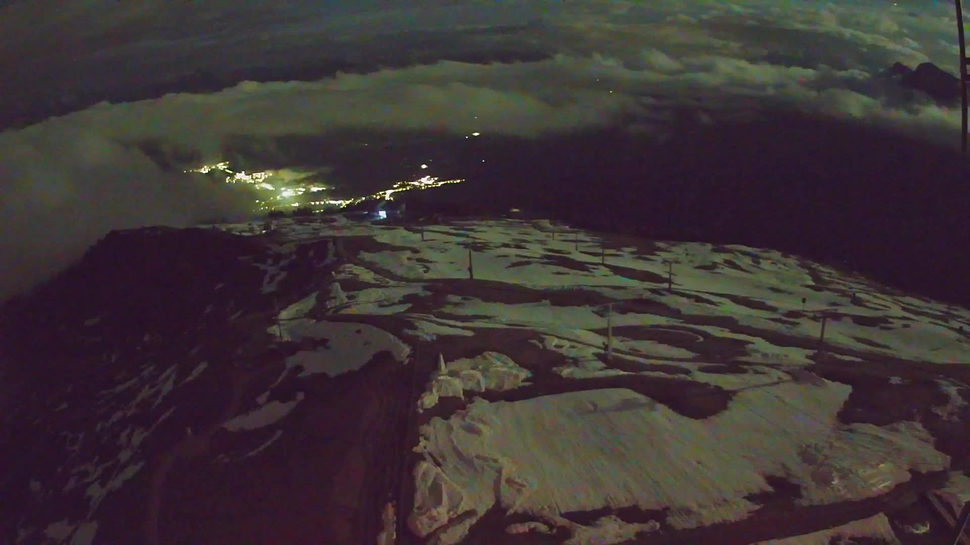 Kronplatz peak | view to Valdaora – Olang