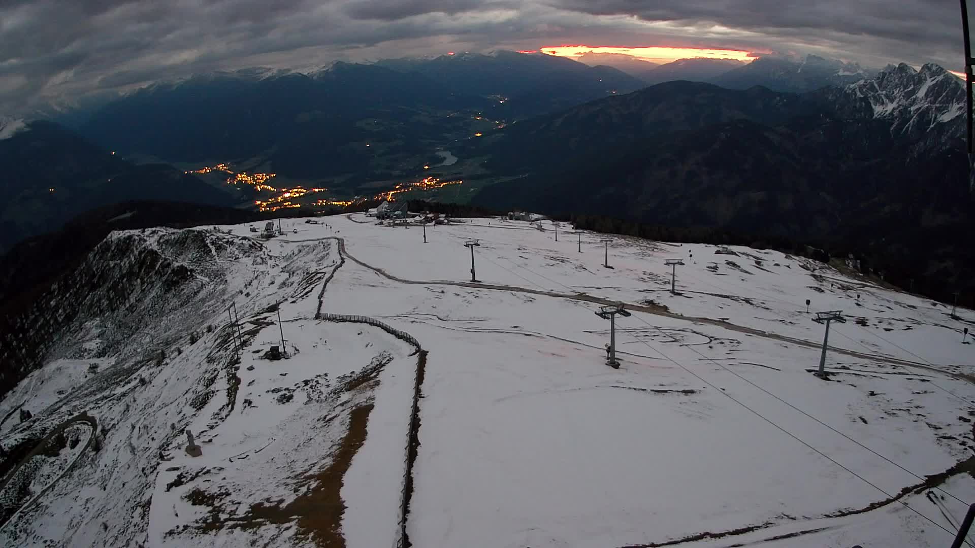 Kronplatz peak | view to Valdaora – Olang