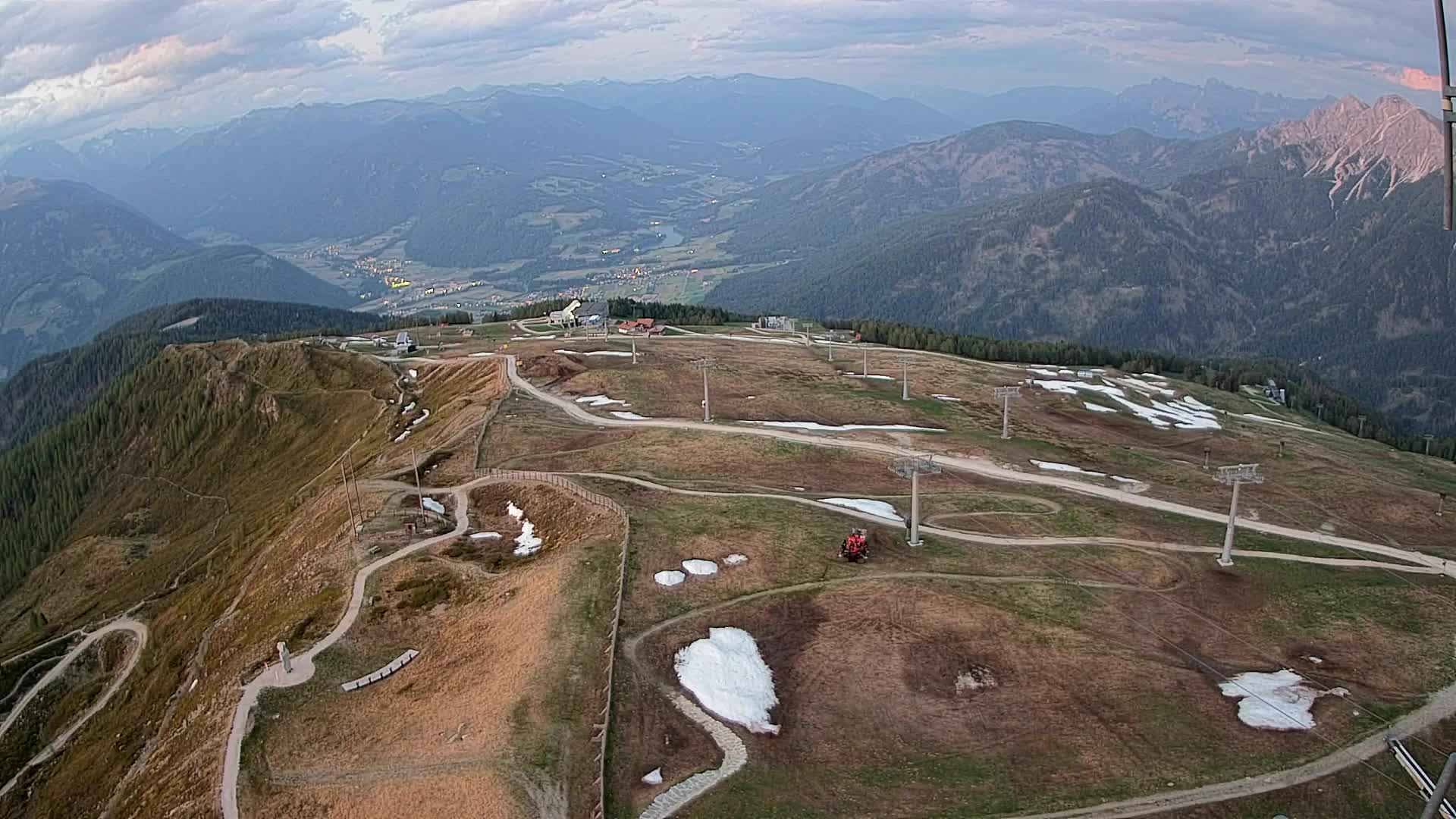 Kronplatz peak | view to Valdaora – Olang