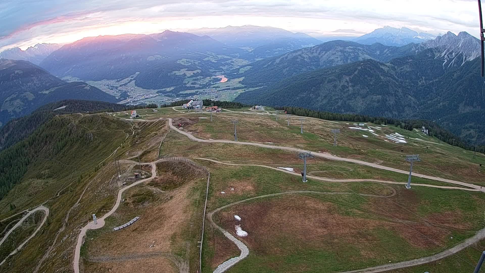 Kronplatz peak | view to Valdaora – Olang