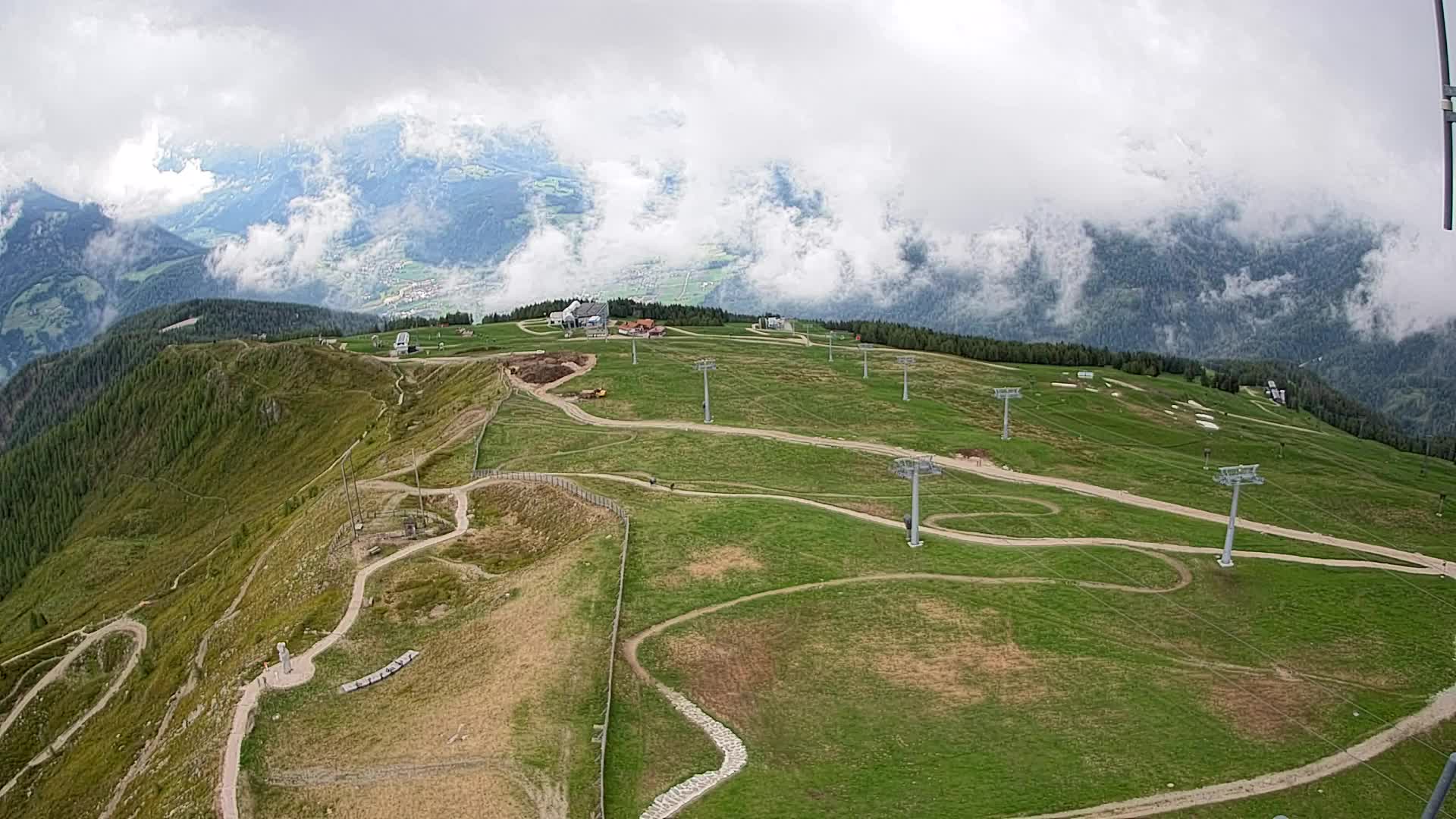 Kronplatz peak | view to Valdaora – Olang