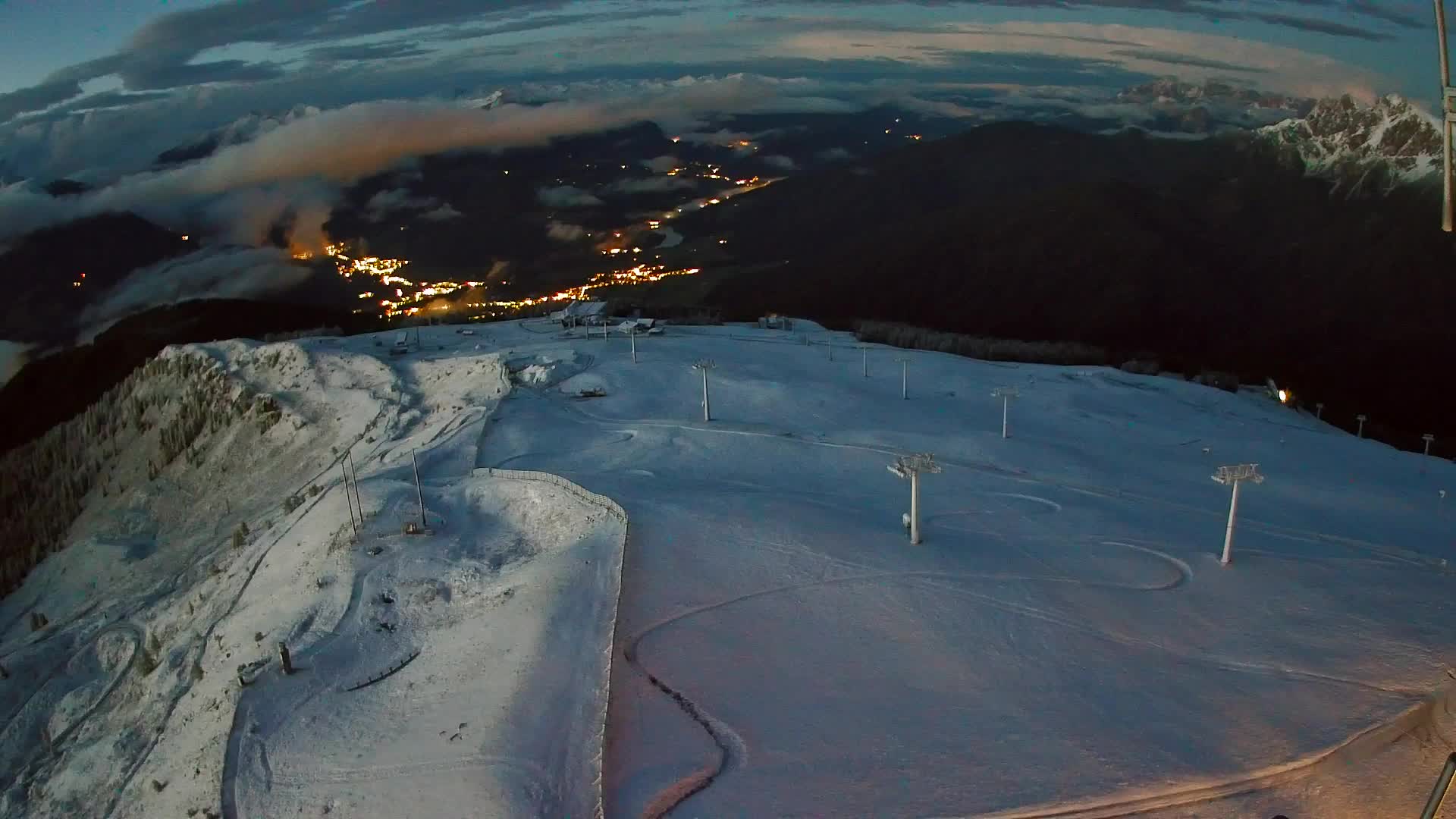 Kronplatz peak | view to Valdaora – Olang