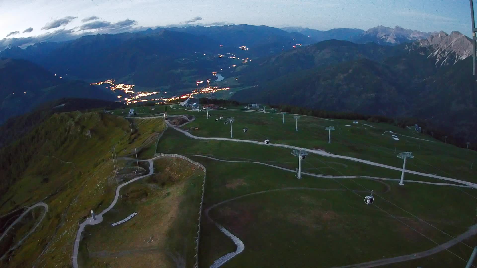 Kronplatz peak | view to Valdaora – Olang