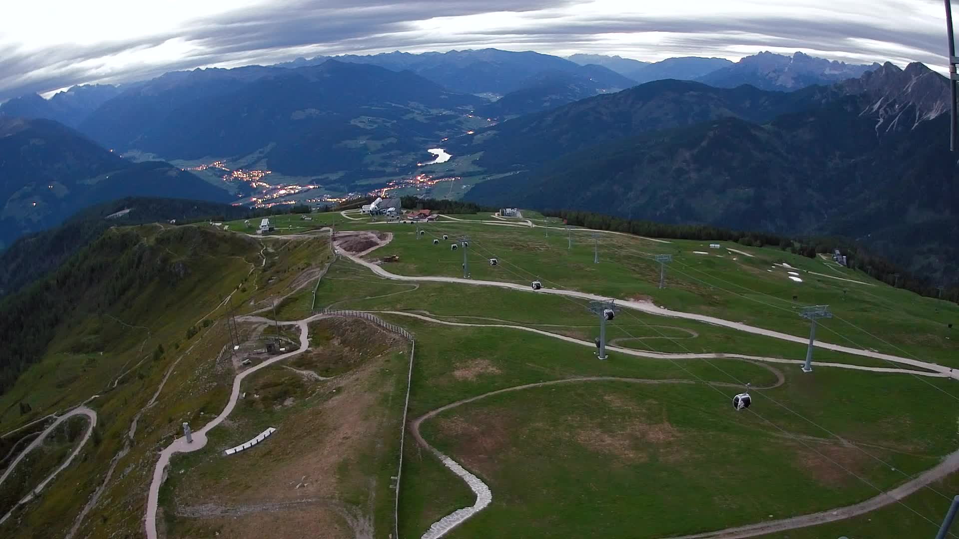 Kronplatz peak | view to Valdaora – Olang