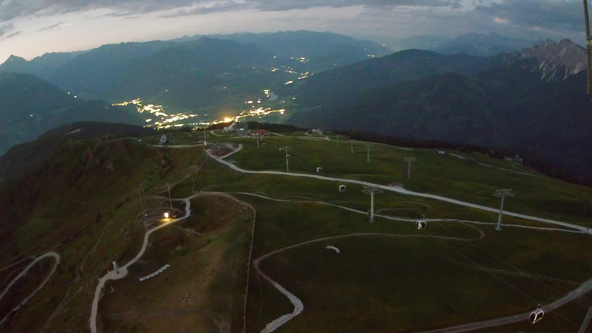 Kronplatz peak | view to Valdaora – Olang