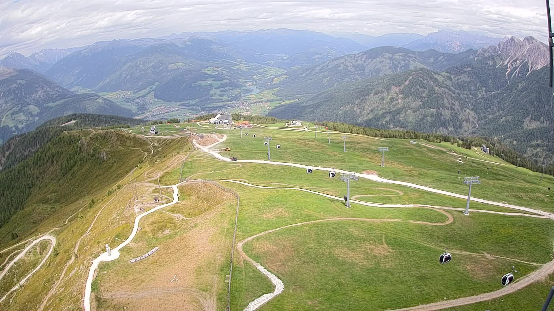Kronplatz peak | view to Valdaora – Olang