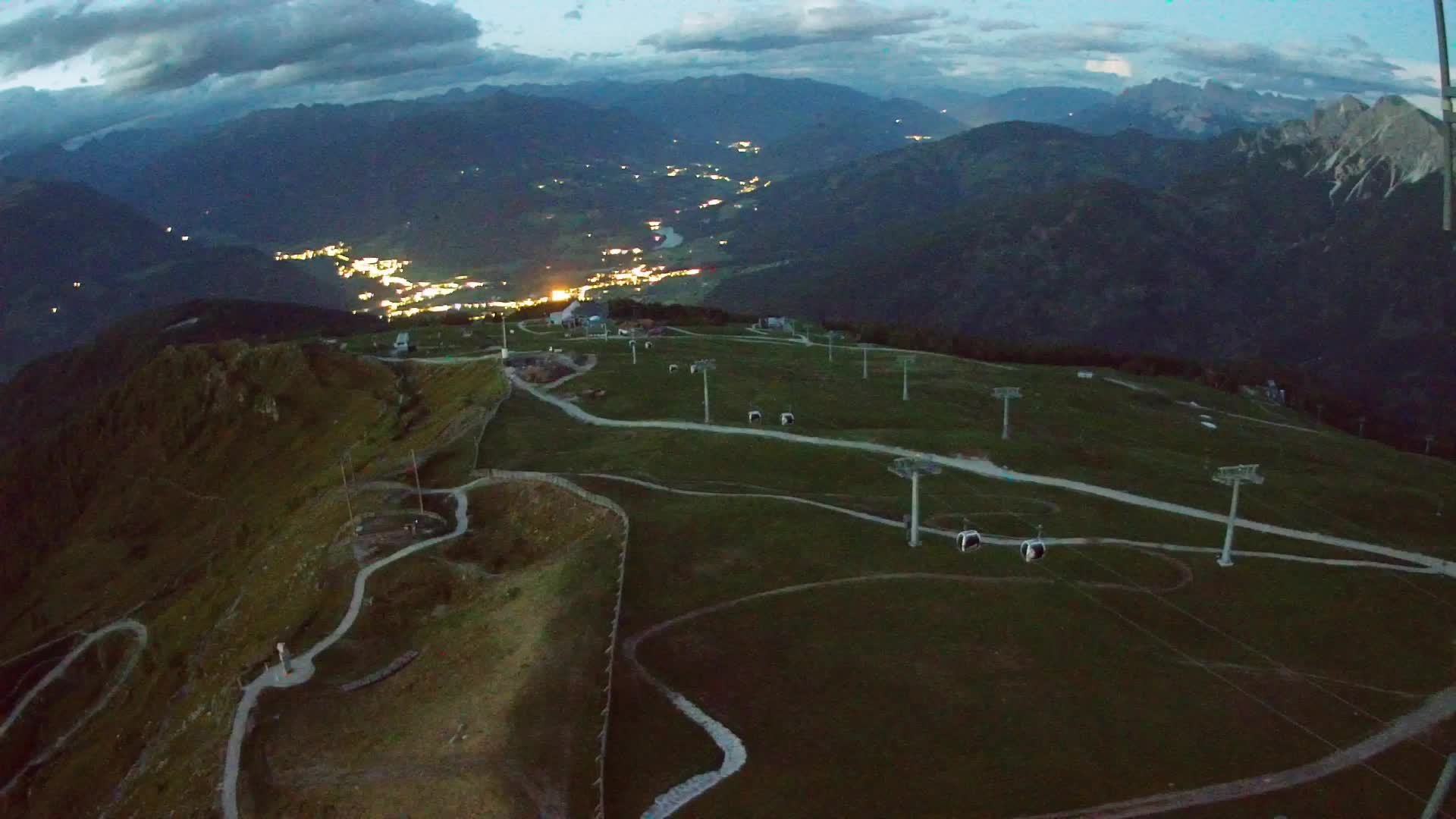 Kronplatz-Gipfel | Blick nach Olang – Valdaora