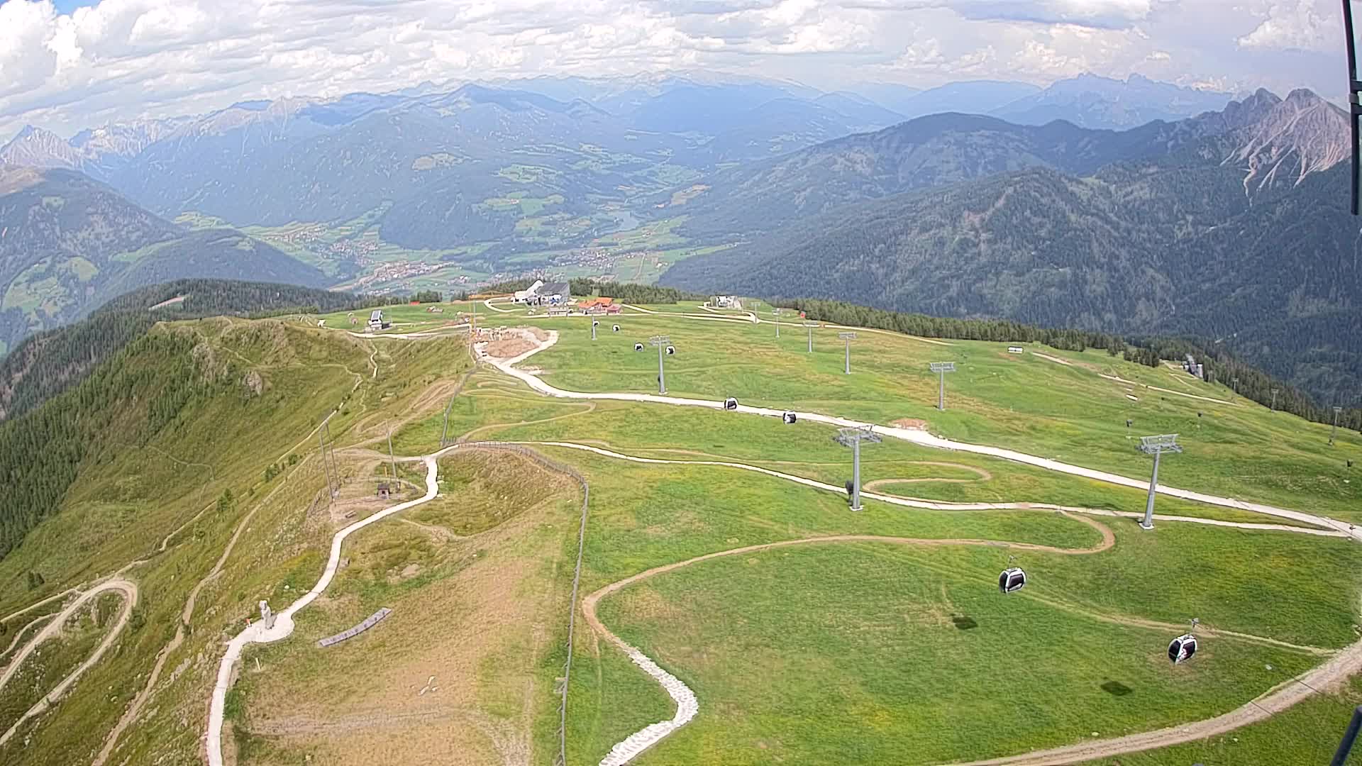 Kronplatz peak | view to Valdaora – Olang