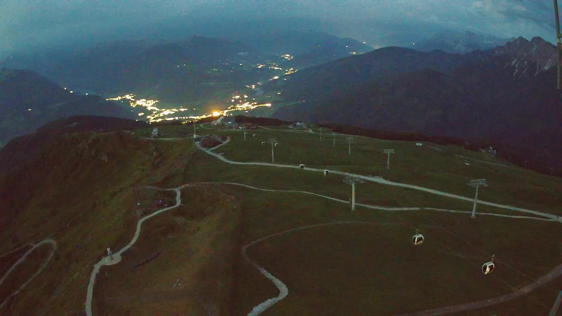 Kronplatz peak | view to Valdaora – Olang
