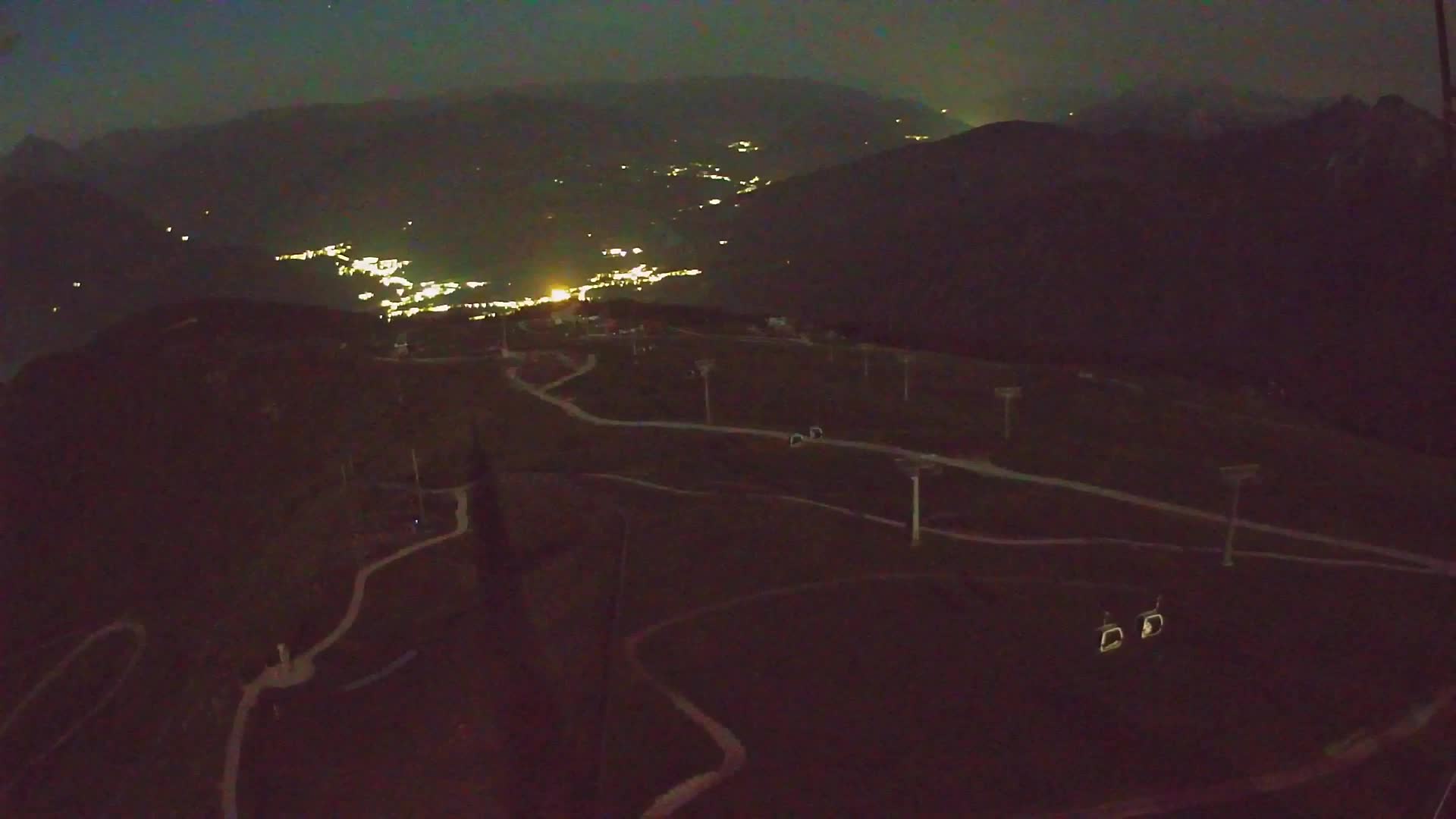 Kronplatz peak | view to Valdaora – Olang