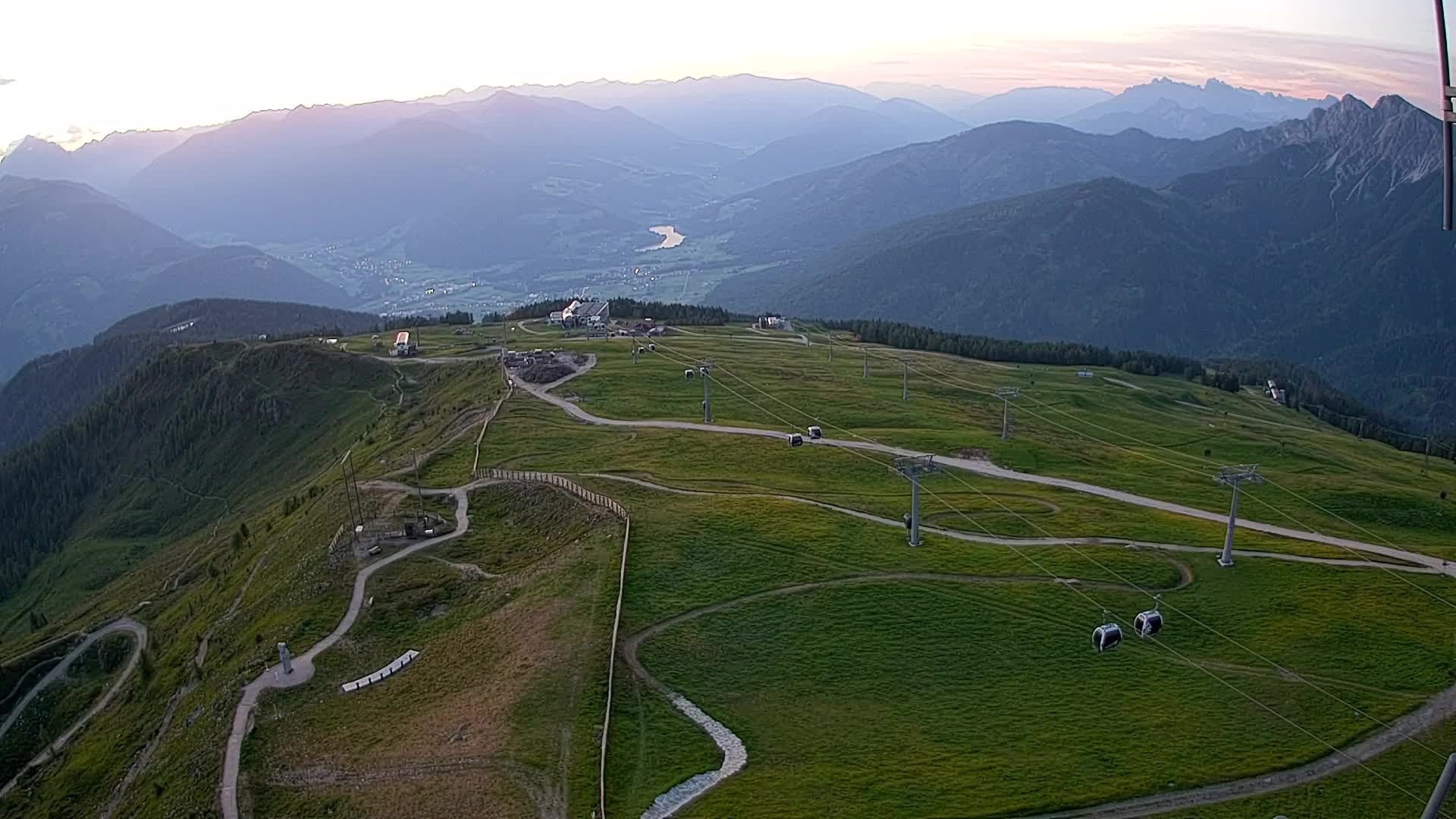 Kronplatz peak | view to Valdaora – Olang