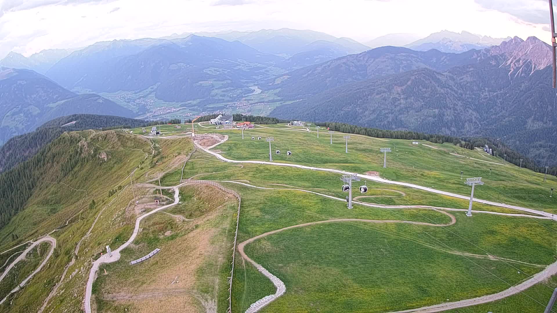 Kronplatz peak | view to Valdaora – Olang