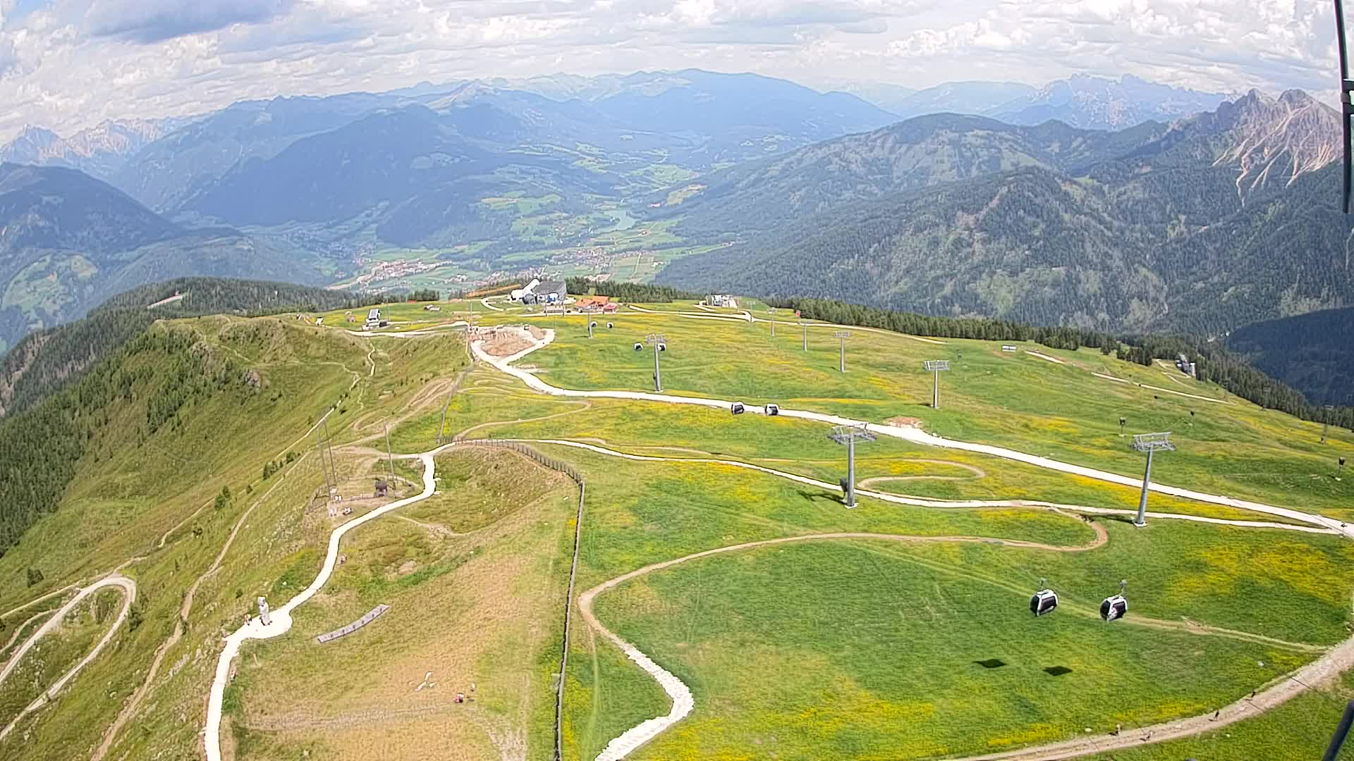 Kronplatz peak | view to Valdaora – Olang