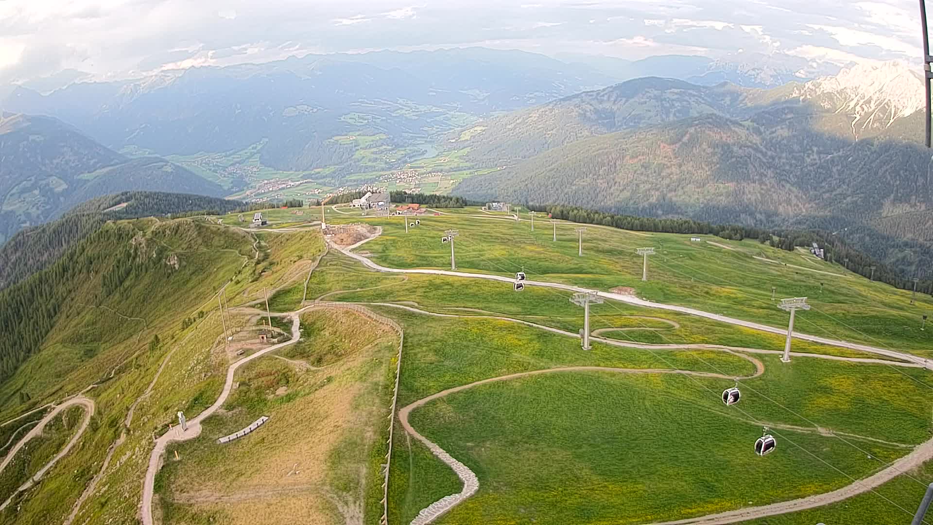 Kronplatz peak | view to Valdaora – Olang