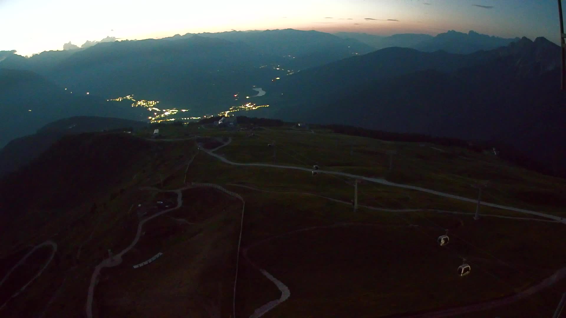 Kronplatz peak | view to Valdaora – Olang