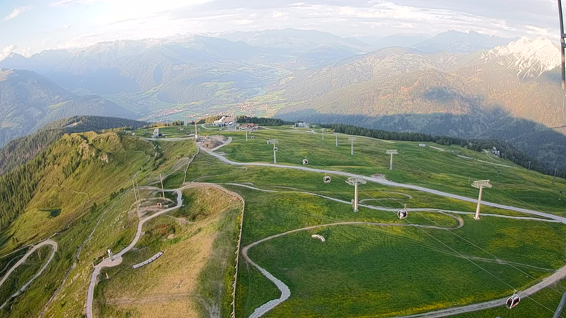 Kronplatz peak | view to Valdaora – Olang