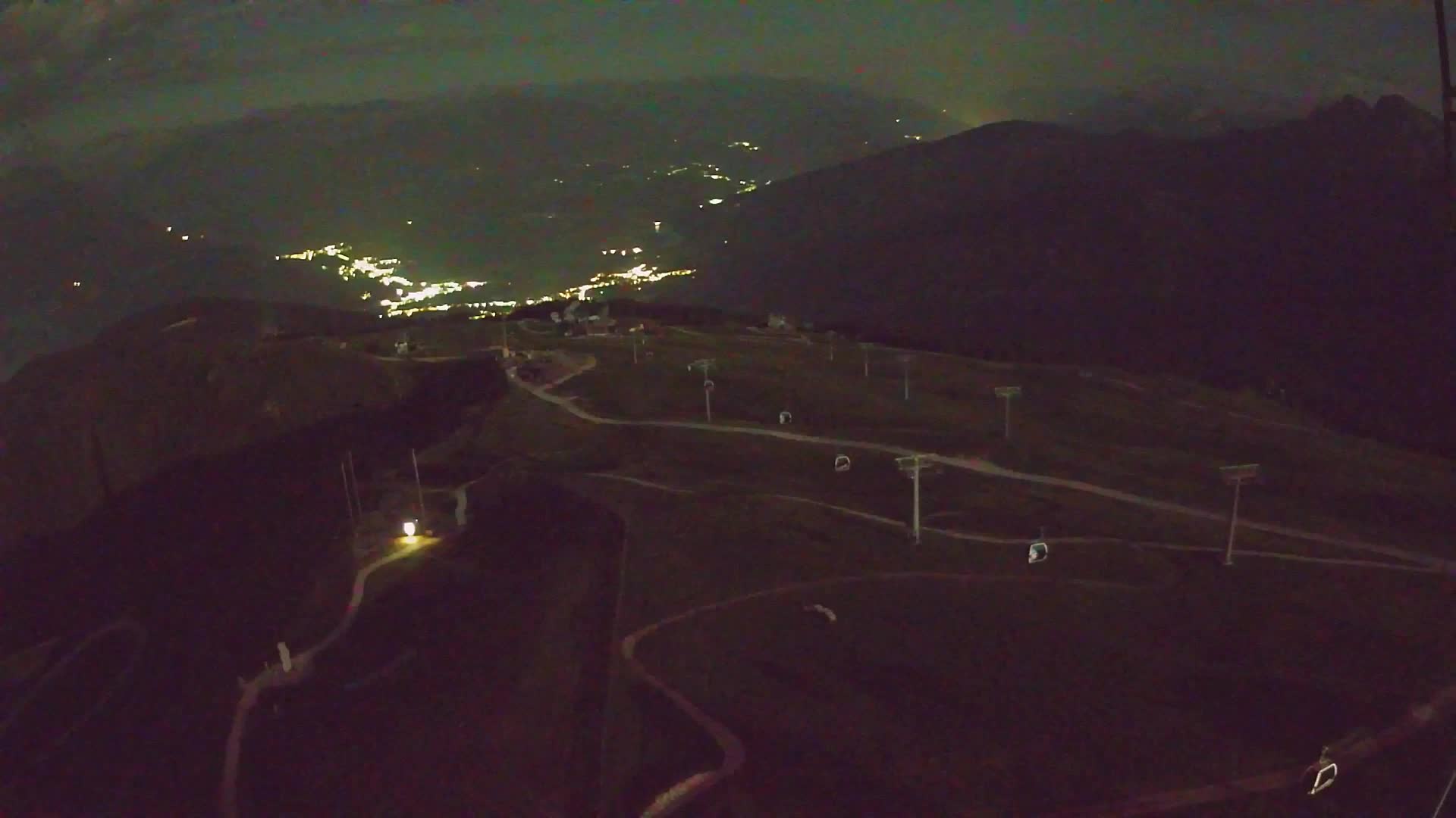 Kronplatz peak | view to Valdaora – Olang