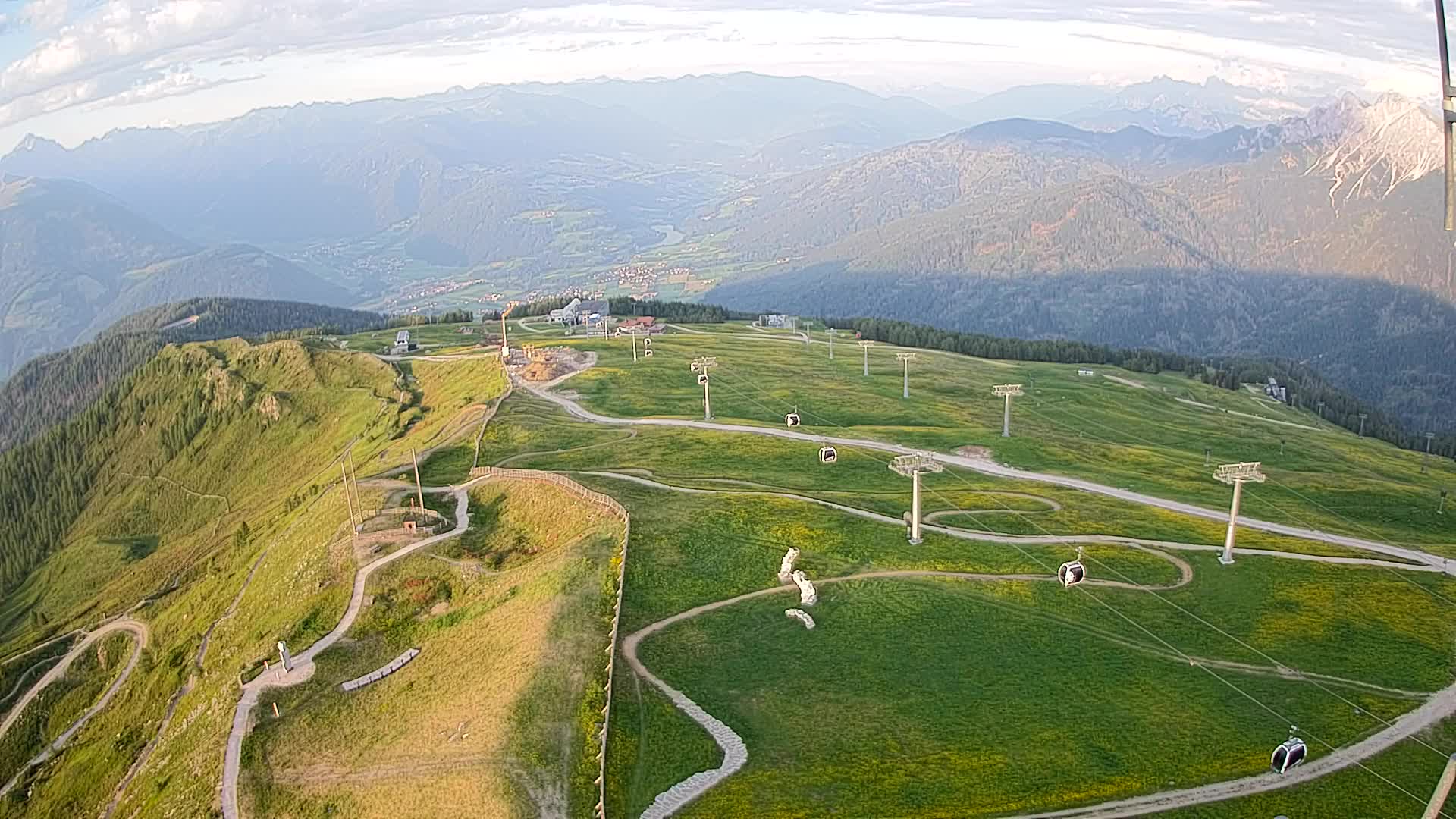 Kronplatz peak | view to Valdaora – Olang