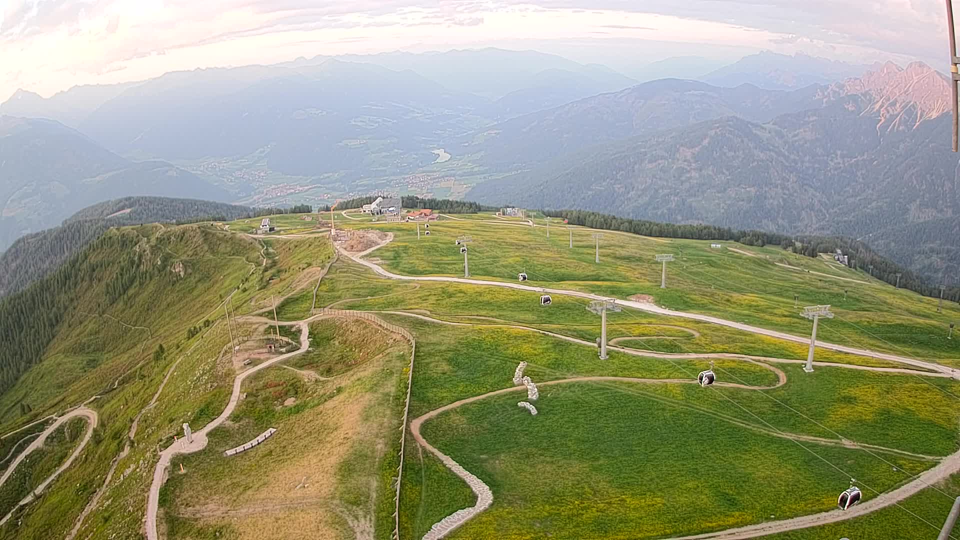 Sommet du Kronplatz | vue sur Valdaora – Olang