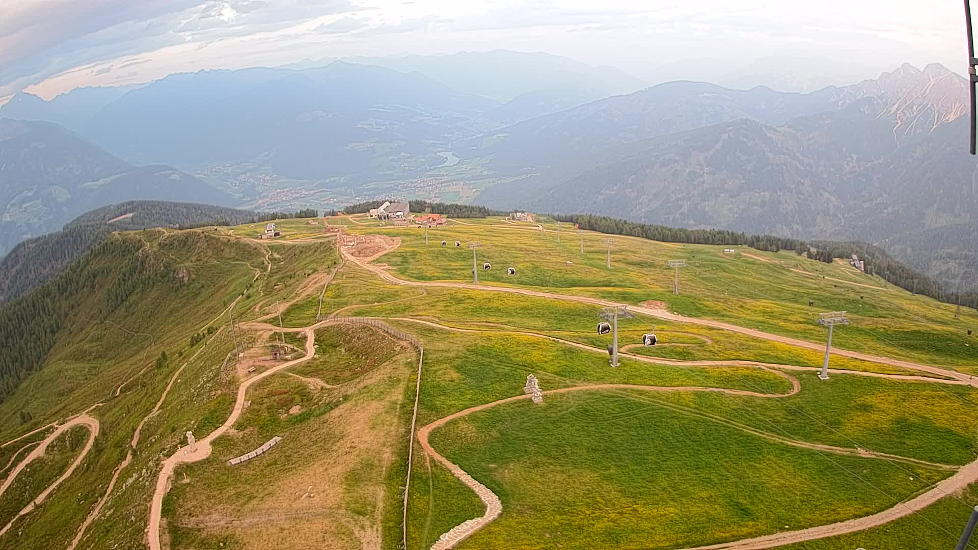 Kronplatz peak | view to Valdaora – Olang