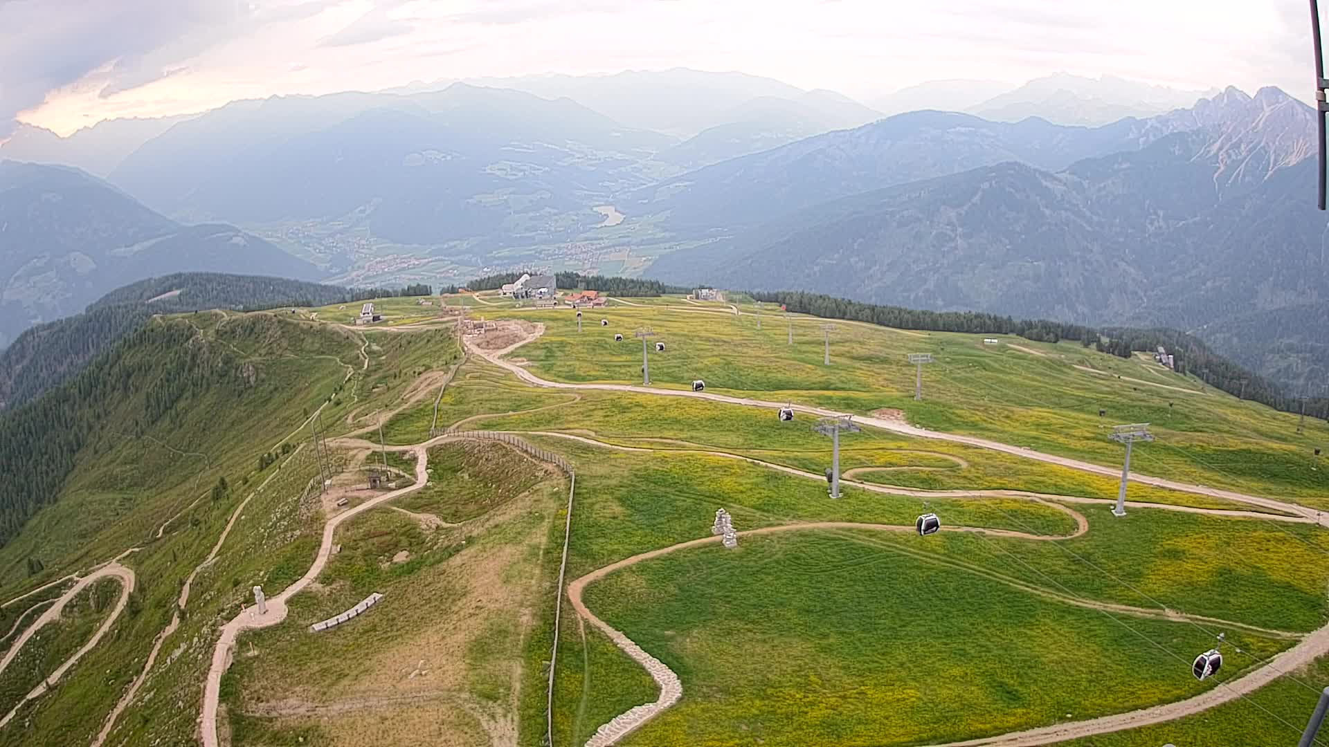 Kronplatz peak | view to Valdaora – Olang