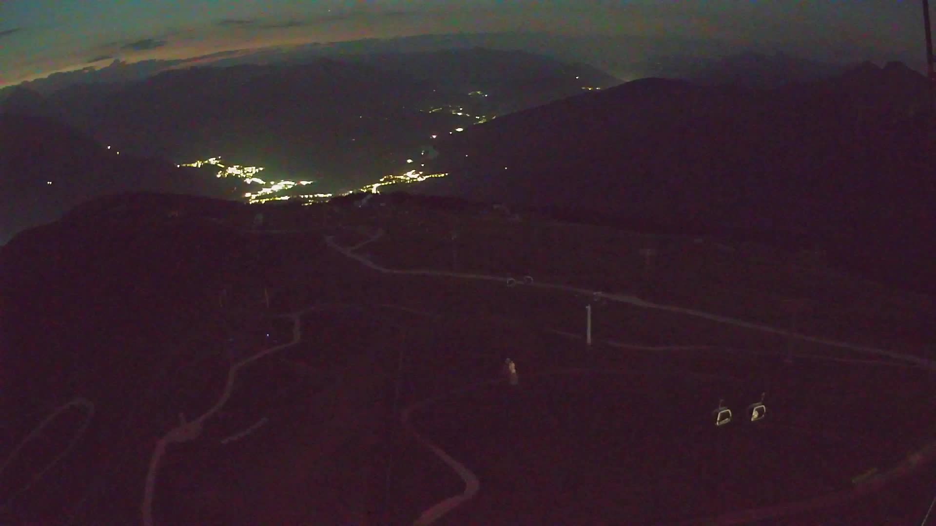 Kronplatz peak | view to Valdaora – Olang