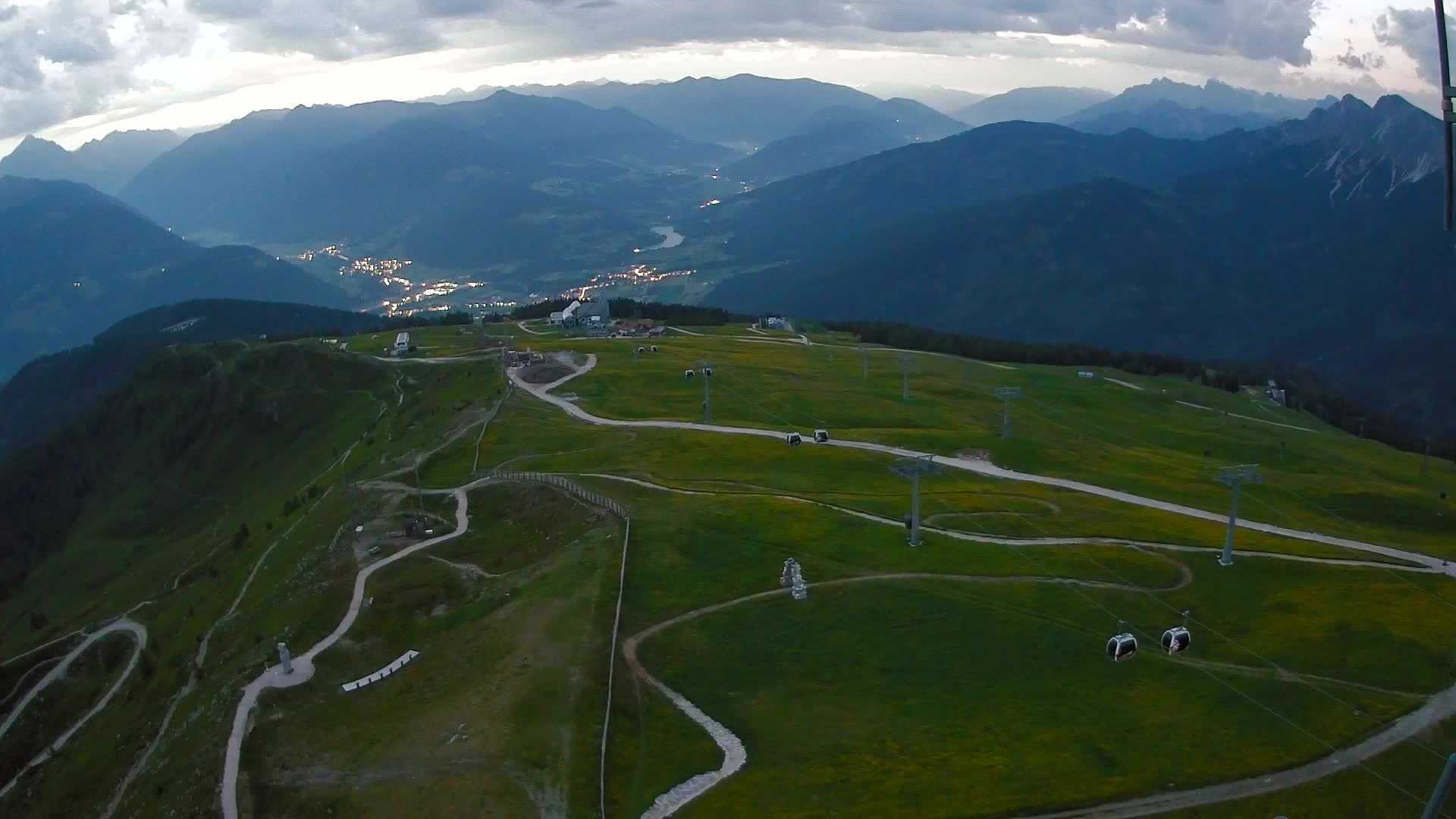 Kronplatz peak | view to Valdaora – Olang