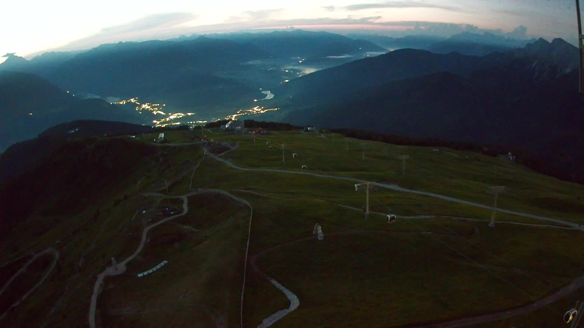 Kronplatz peak | view to Valdaora – Olang