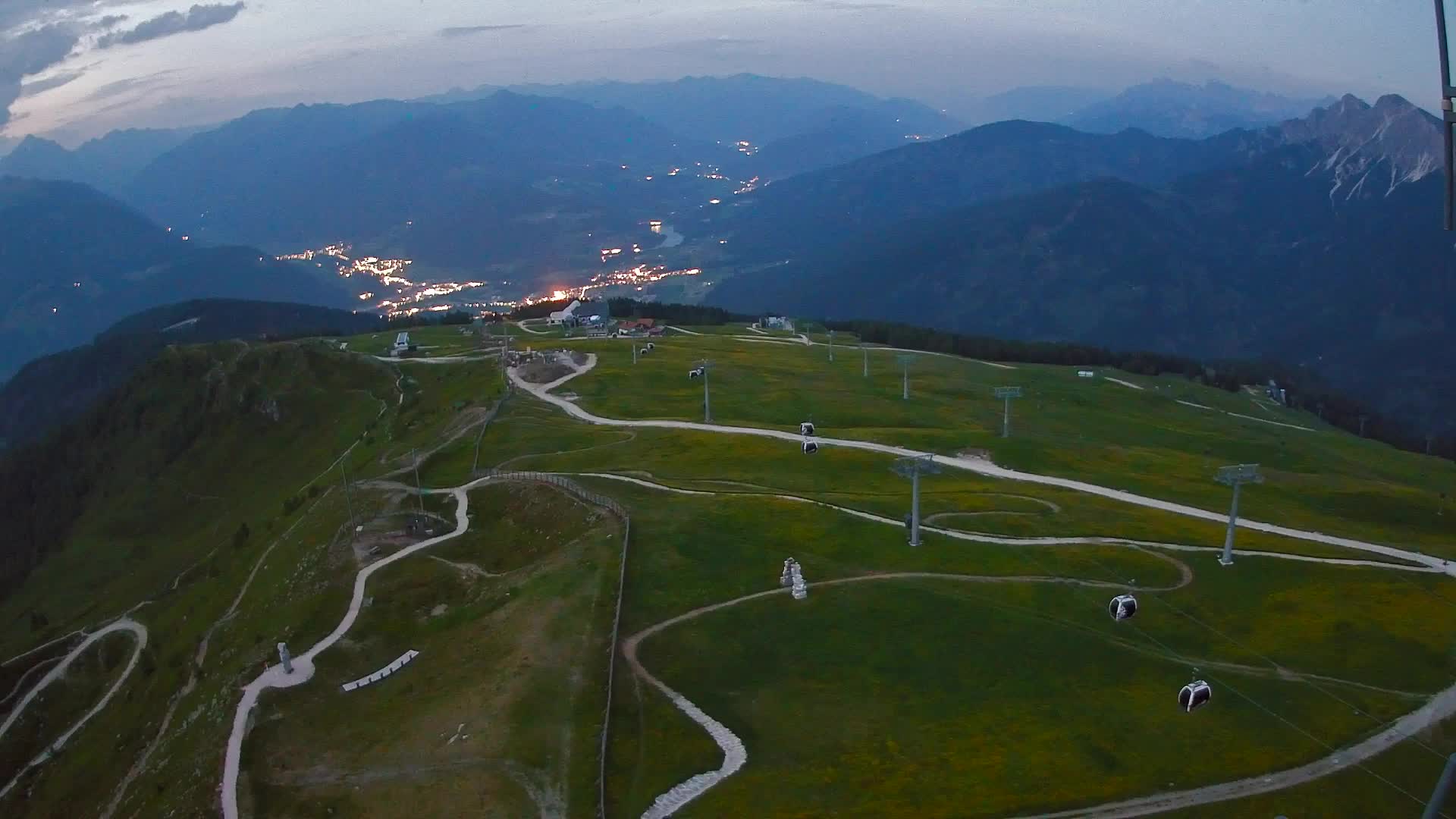 Kronplatz peak | view to Valdaora – Olang