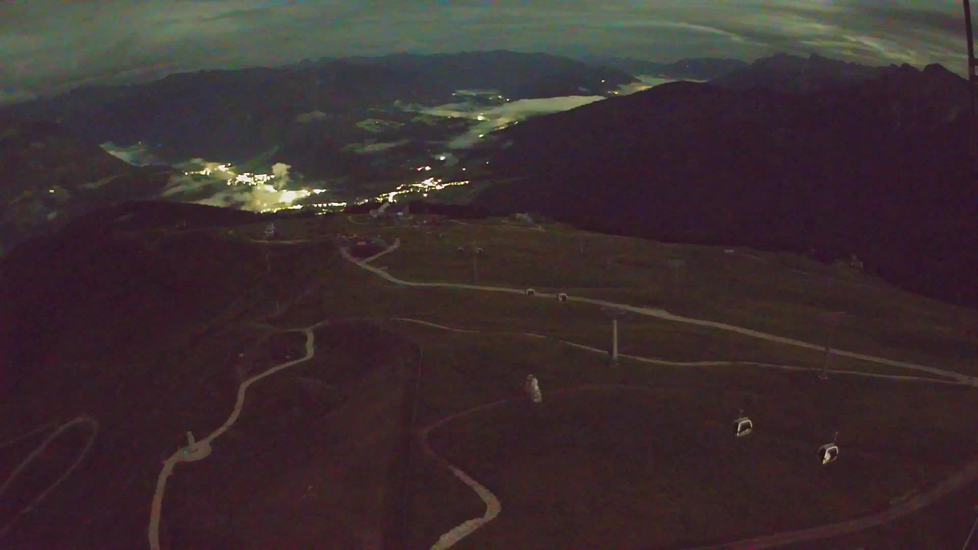 Kronplatz peak | view to Valdaora – Olang