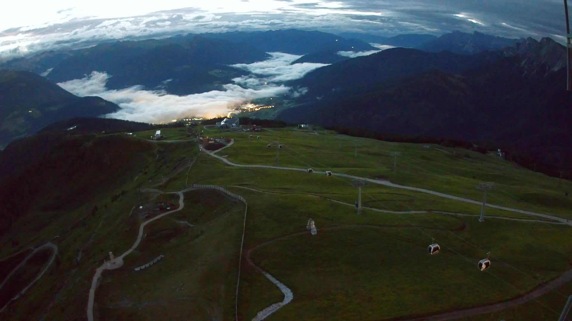 Sommet du Kronplatz | vue sur Valdaora – Olang