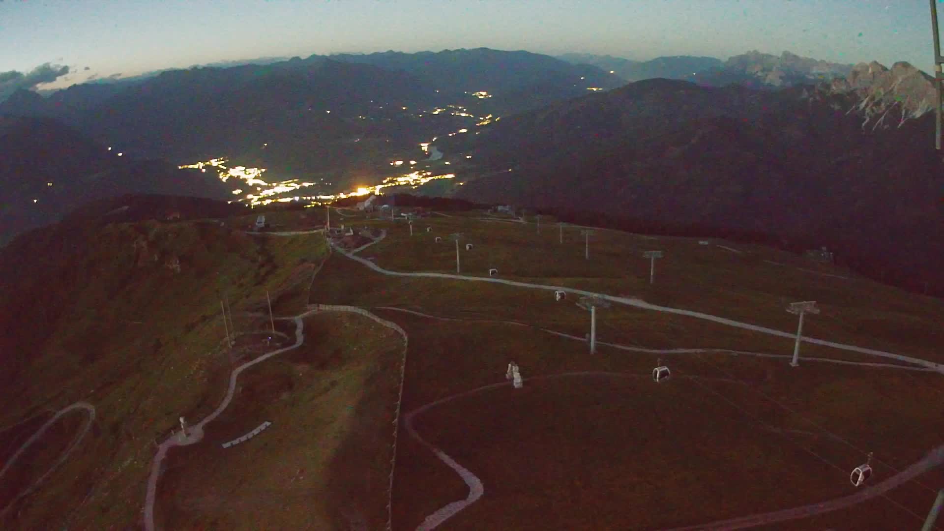 Kronplatz peak | view to Valdaora – Olang