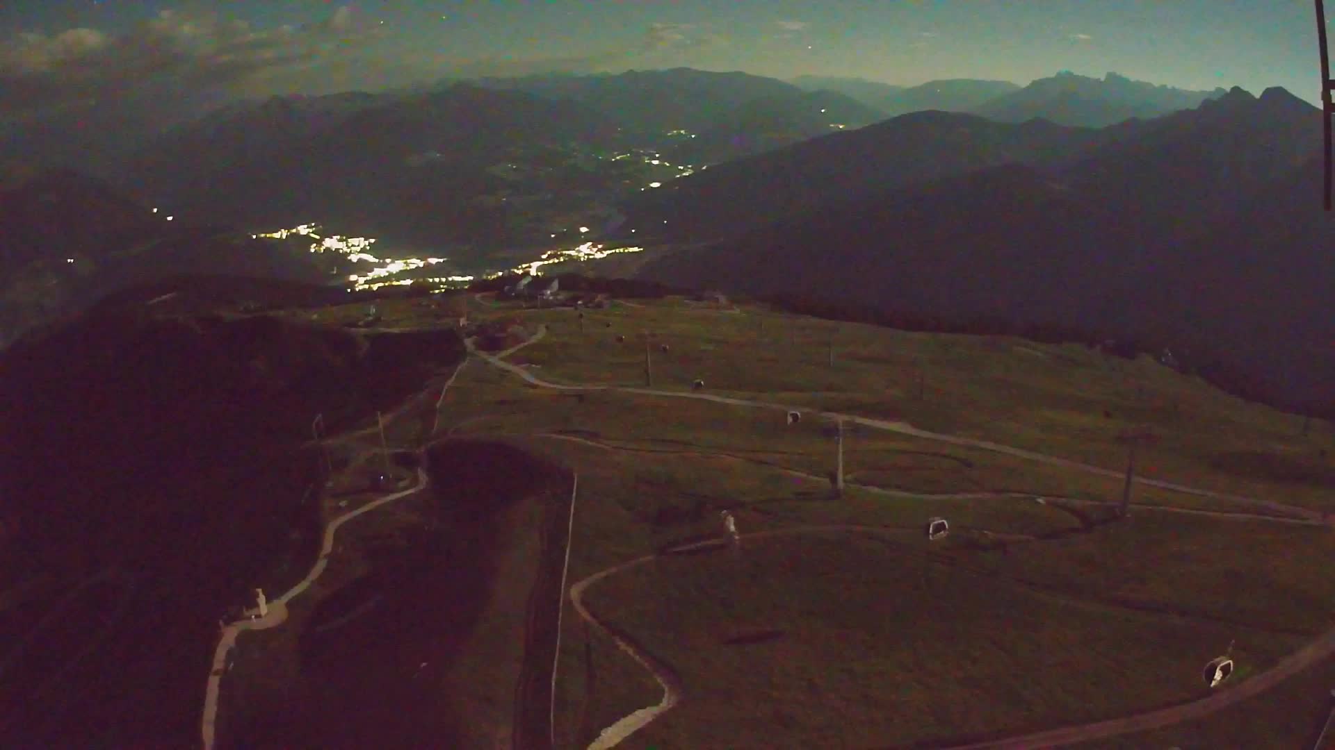 Kronplatz peak | view to Valdaora – Olang