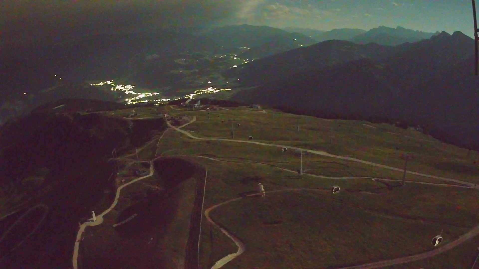 Kronplatz peak | view to Valdaora – Olang