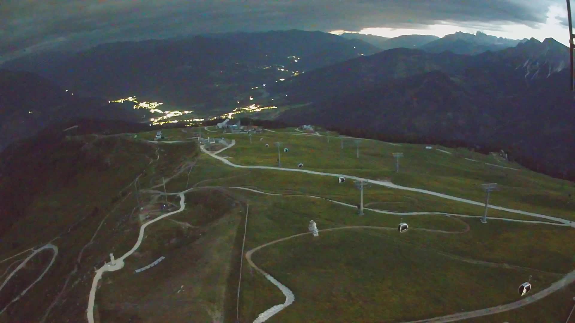 Kronplatz peak | view to Valdaora – Olang