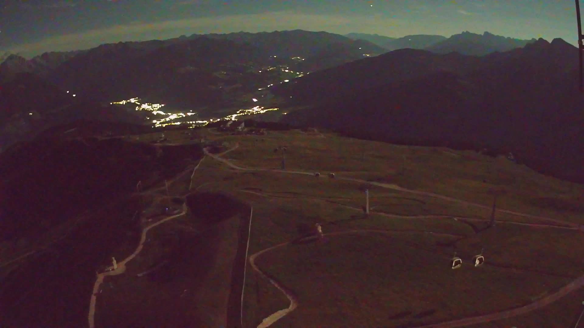 Kronplatz peak | view to Valdaora – Olang