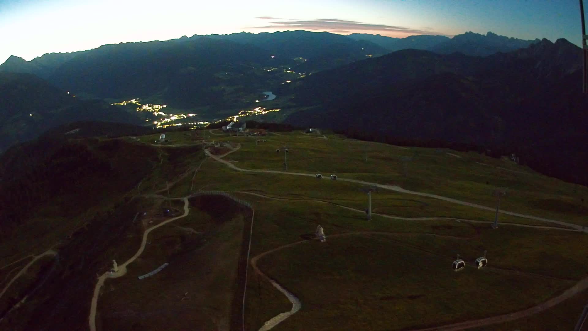Kronplatz peak | view to Valdaora – Olang