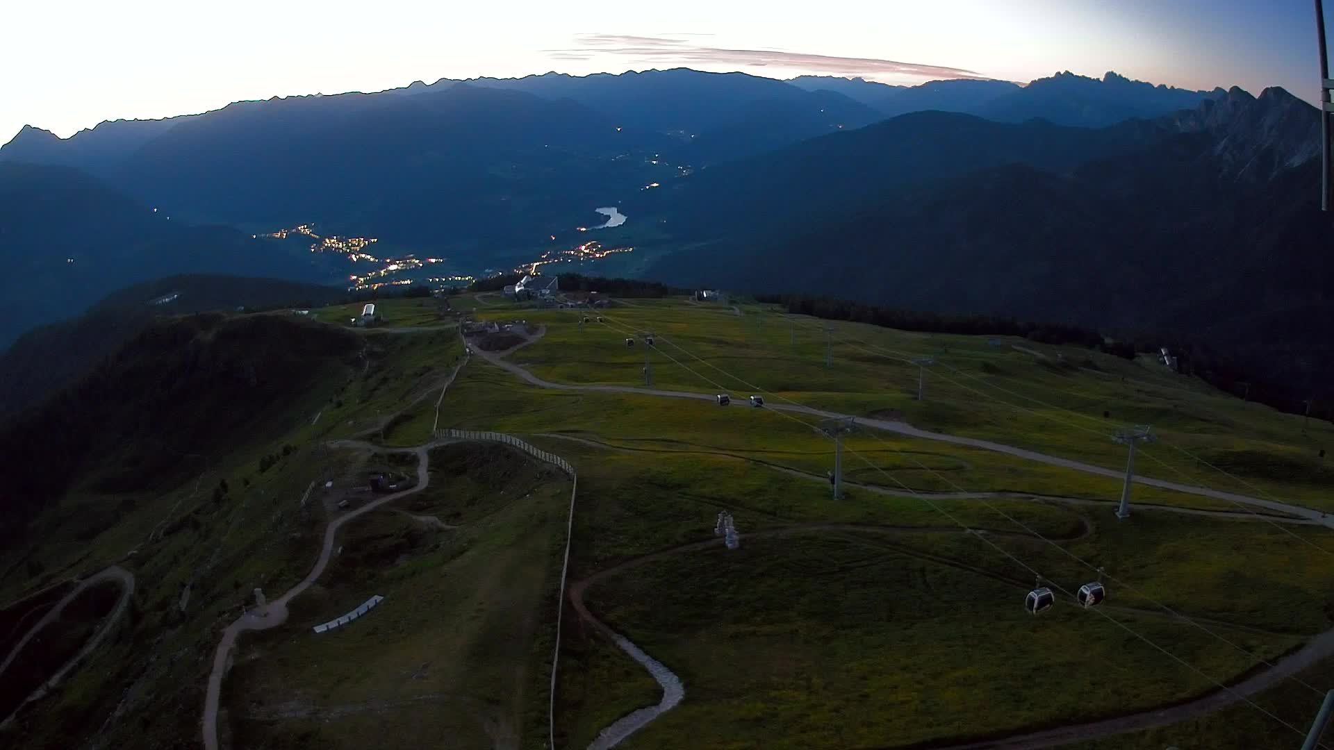 Kronplatz peak | view to Valdaora – Olang