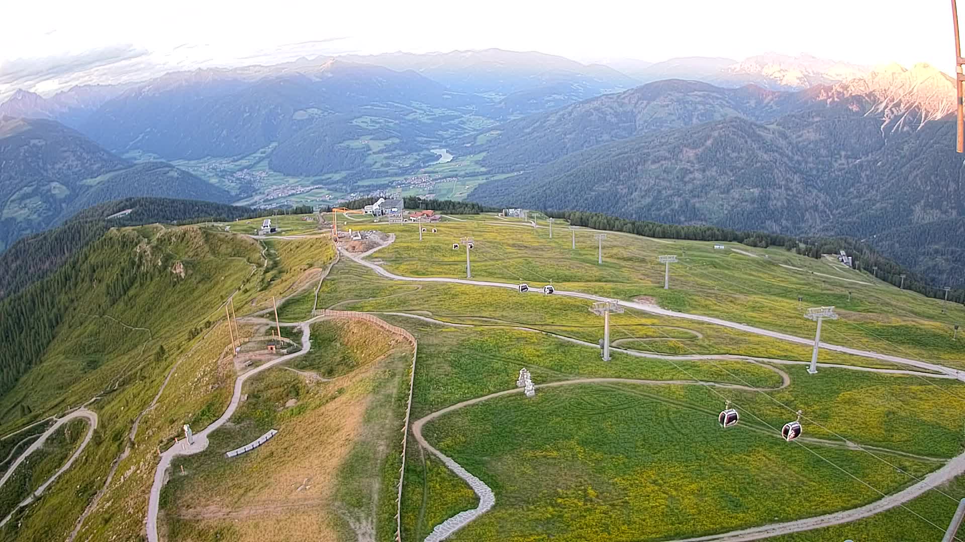 Kronplatz peak | view to Valdaora – Olang