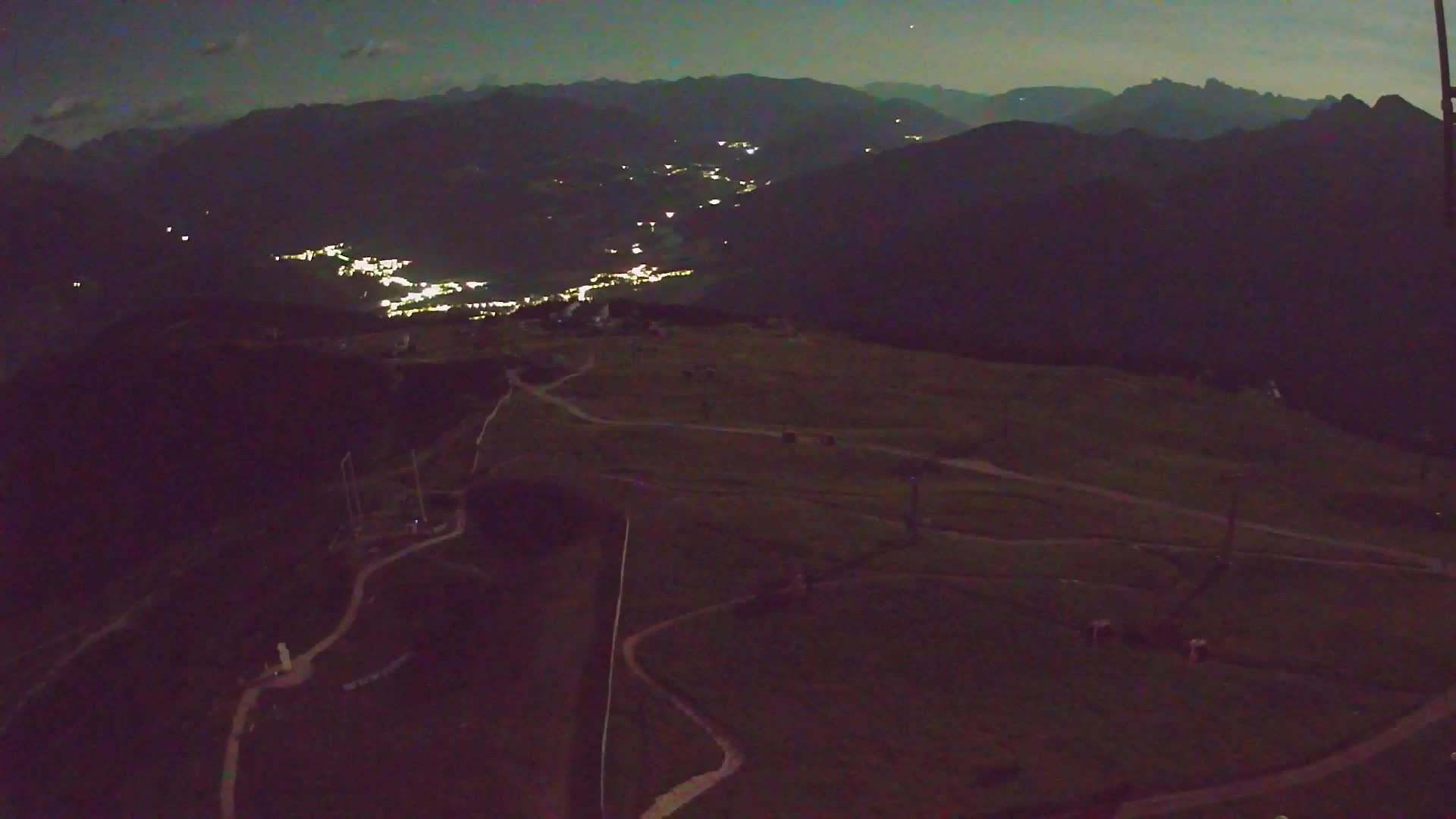 Kronplatz peak | view to Valdaora – Olang